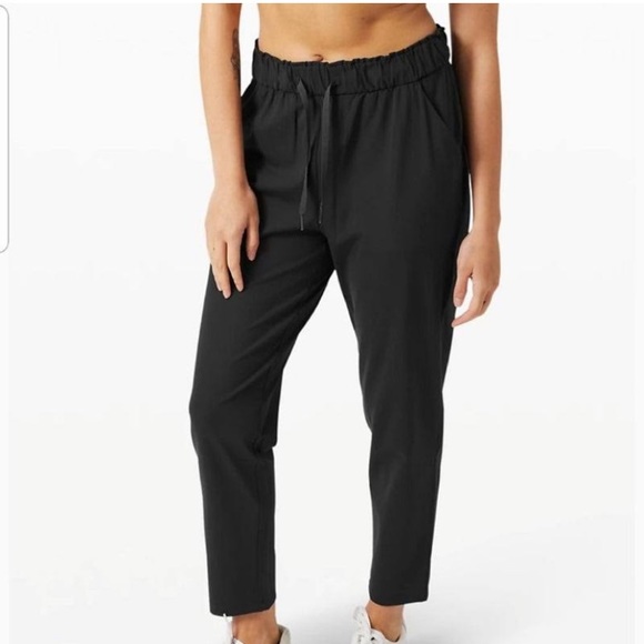 lululemon athletica Pants - Lululemon Keep Moving 7/8 Pant in Black